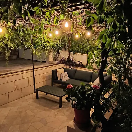 Anna's Apartament *